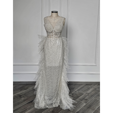 Rochie de mireasa dreapta lucrata manual White Pearls
